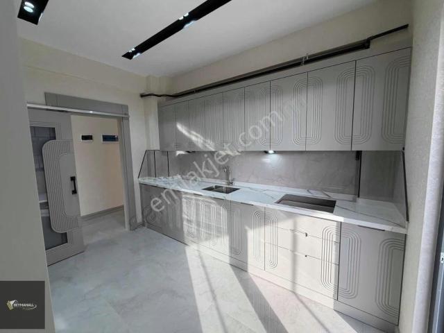 Beymahall Gyo Beykentte Ana Cadde Üzeri 3+1 Satılık Daire