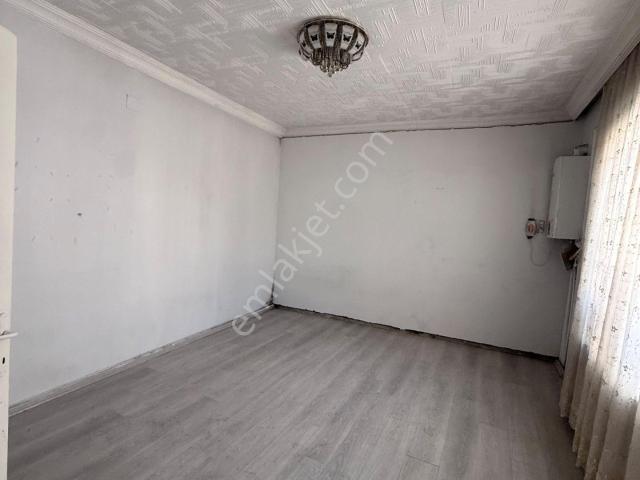 Beymahall Gyo Karşıyakada 2 Katlı Satılık Müstakil Ev