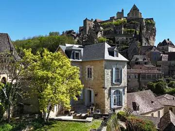 Beynac et Cazenac 24220 Achat / Vente maison 10 pièces t10 jardin