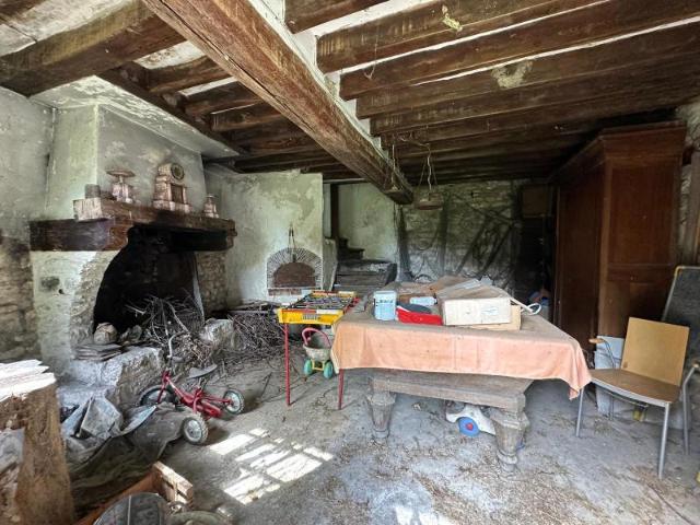 BEYNES 78 Maison à réhabiliter 50m²