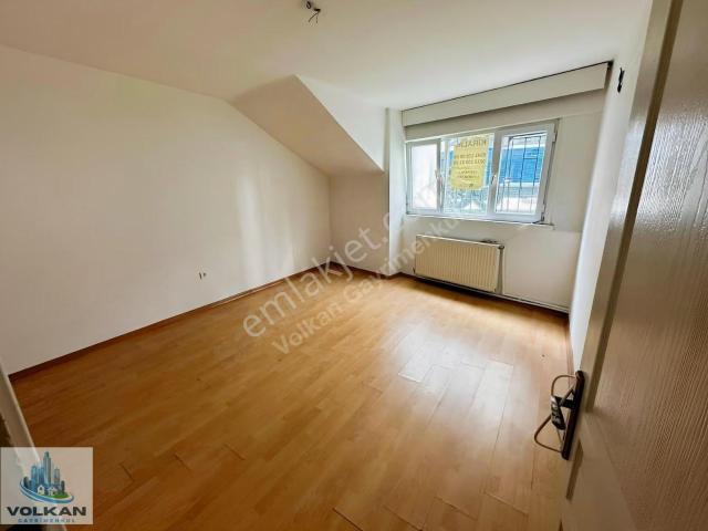 Beyoğlu Mahallesi En Nezih Bölgesinde 2+1 95m2 Bahçe Kat Daire