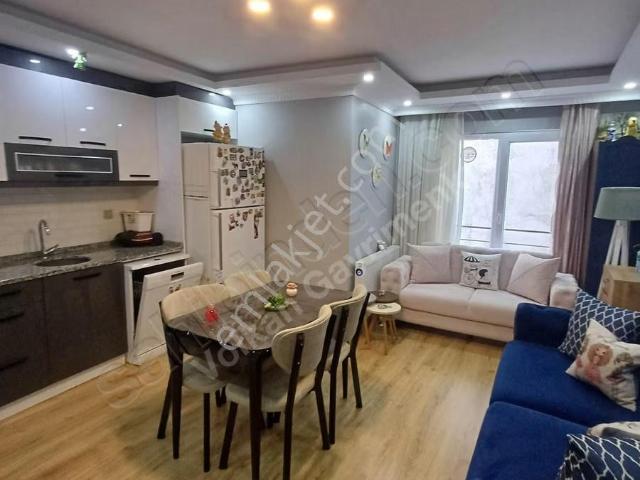 Beyoğlu Hacı Ahmet Mah 2+1 85m2 8 Yıllık Yüksek Giriş Kat Daire