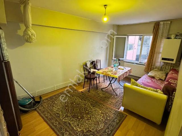 Beyoğlu Kasımpaşa Merkezde 1+1 Kiralık Daire
