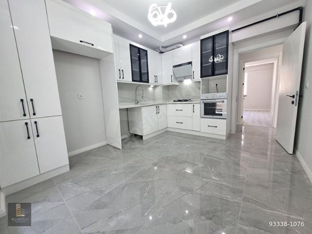BEYOĞLUNDAN BATIKENT SINIRINA YAKIN 110 M2 ÖZEL GARAJLI 2+1