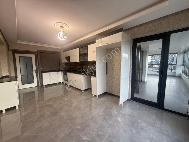 Beyoğlu'ndan Elit Sitede Full Manzaralı 9.kat *köktapu*4+1