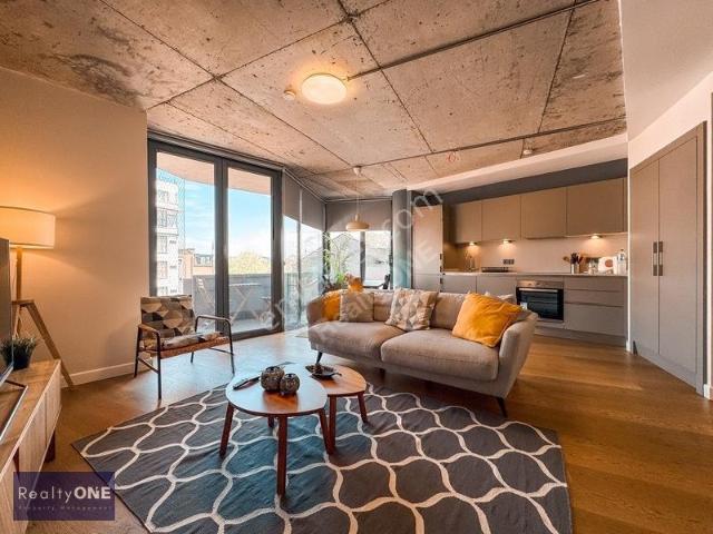 Beyoglu Furnished House For Rent 1+1 With Balcony New Building