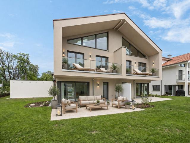 Bezug Sommer 2026 Design DHH mit Doppelgarage und Loisachblick
