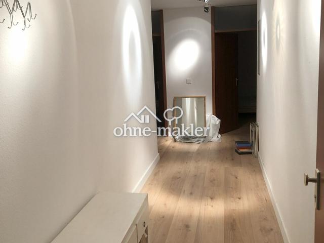 Bezugfreie 2 Zi Wohnung, 2xBalkon, Tiefgaragenplatz, Küche, SpühlMa WaschMa