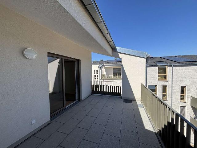 BEZUGSFERTIG! Lichtdurchflutete Dachgeschosswohnung auf über 100 m²