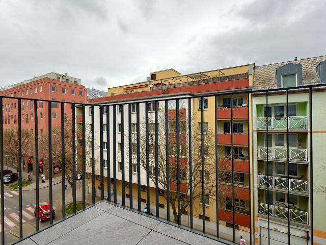 BEZUGSFERTIG: Neubau Erstbezug mit Freifläche und Küche! Top 18