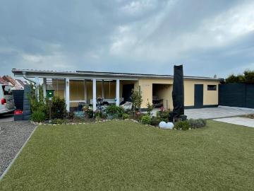 Bezugsfertige DHH mit Pool, Sauna & Top Energieeffizienz