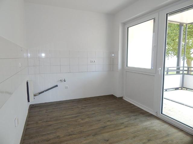 Bezugsfertige Wohnung mit Balkon