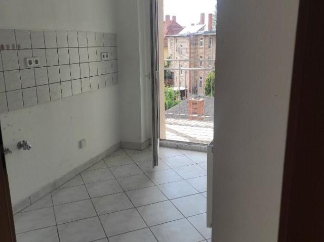 Bezugsfertige Wohnung mit Balkon und Dusche