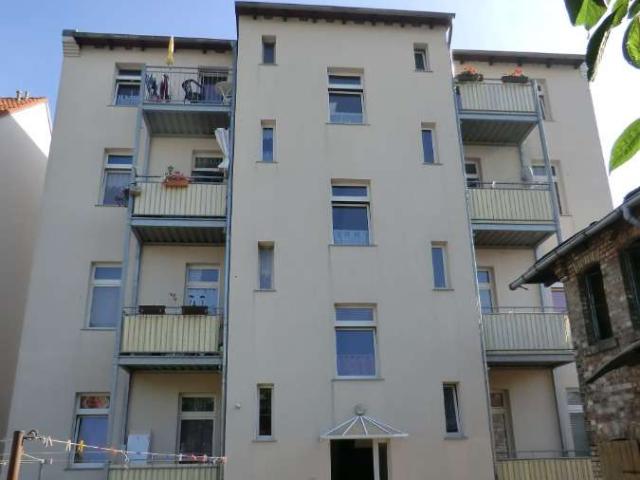 Bezugsfertige Wohnung mit Balkon und Dusche