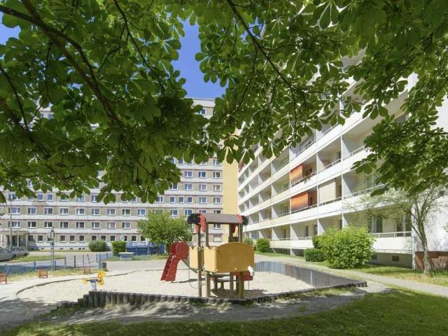 bezugsfertige 3 Raumwohnung mit Balkon und Aufzug
