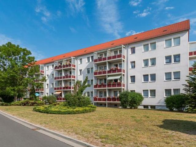 Bezugsfertige 3 Zimmer Wohnung mit Balkon in ruhiger Lage von Oschatz