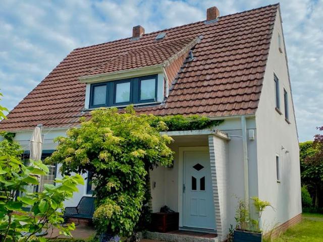 Bezugsfertiges EFH am Warwer Sand provionsfrei
