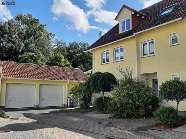 Bezugsfertiges Einfamilienhaus Stil Stadtvilla