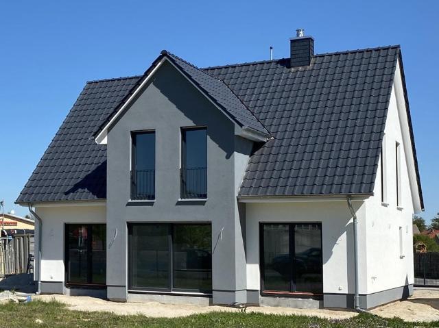 Bezugsfertiges Landhaus mit hochwertiger Einbauküche und Grundstück