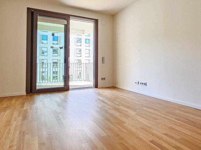 Bezugsfrei & Modern: 2 Zi. Wohnung mit Balkon & TG Stellplatz ideal für Singles & Paare