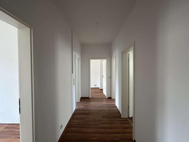 BEZUGSFREI: Moderne 3 Zimmer Einheit mit Einbauküche!