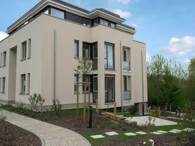 Bezugsfrei ab 01.12.26: 5 Zimmer Wohnung am Wachwitzer Weinberg 3 Balkone & große Terrasse im Garten