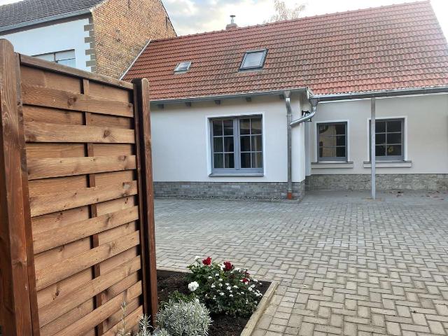 bezugsfrei ab 1. Februar 2027: 4 Zimmer Landhaus mit EBK, Kamin und Garten in Friedrichsaue
