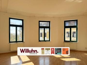 Bezugsfrei | Balkon | Aufzug | Fernwärme | Stuckdecken