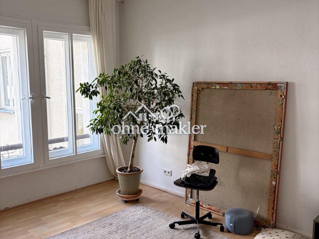 BEZUGSFREI! Charmante 2,5 Zimmer Wohnung in der City West Privatverkauf