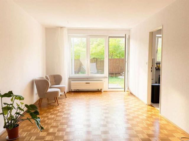 Bezugsfrei: Gemütliche 3 Zimmer Wohnung im Innenhof – Szenekiez Berlin Mitte / Kreuzberg
