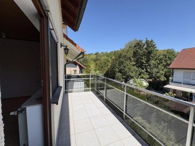 BEZUGSFREI IN RUHIGER LAGE MIT 2 BALKONEN