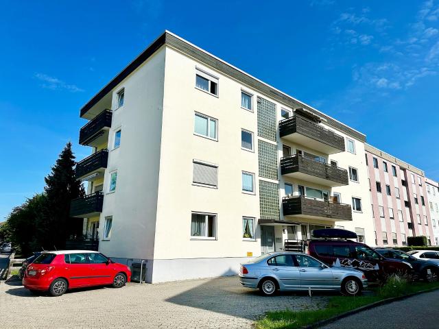 Bezugsfrei! Praktische 1 Zimmer Erdgeschosswohnung mit Garten!