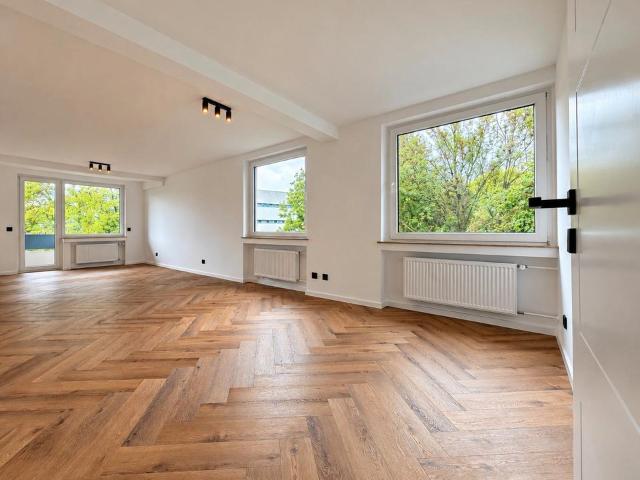 Bezugsfrei & saniert: 2 Zimmer Wohnung mit Balkon in Lev Opladen!