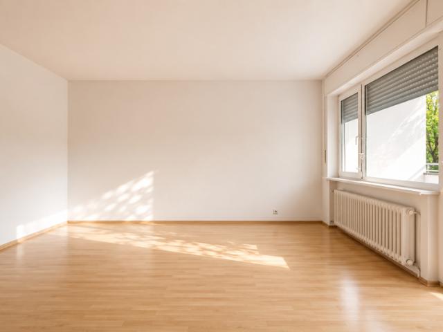 Bezugsfrei: 1/2 Zimmer Wohnung mit Balkon und Wasserblick auf das Maybachufer