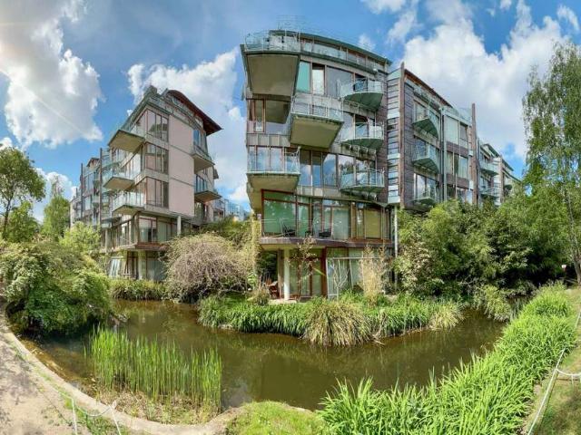 Bezugsfreie 1 Zi. Wohnung im EG im Baller Architekturtraum am Preußenpark Provisionsfrei