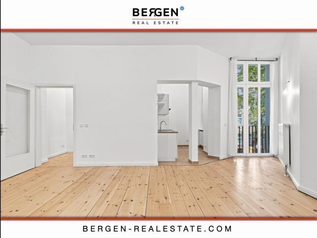 Bezugsfreie 1 Zimmer Altbauwohnung im ruhigen Hinterhaus von Wedding
