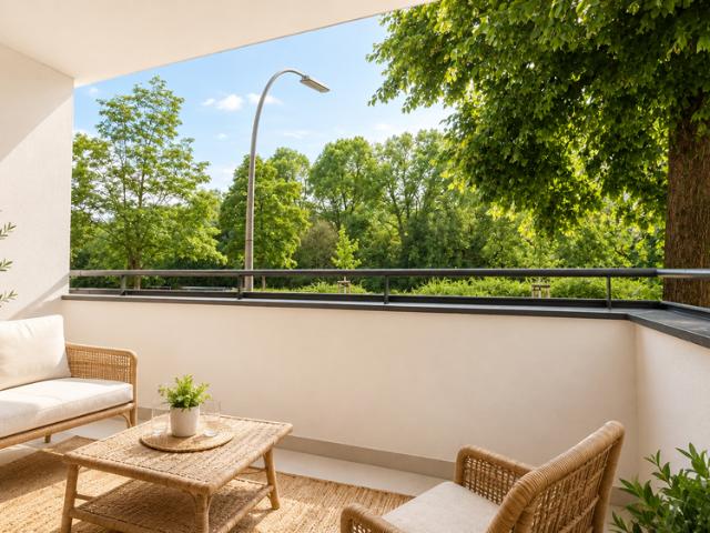 Bezugsfreie 1–2 Zimmer Wohnung mit Balkon und Wasserblick in Alt Treptow