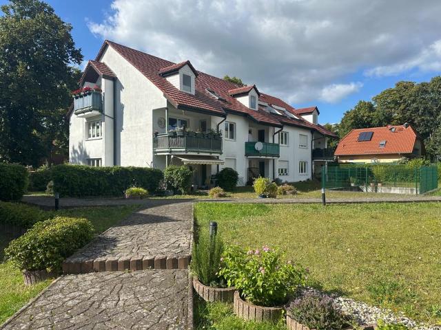 Bezugsfreie 2 Zi. Wohnung + TG Stellplatz am Groß Glienicker See