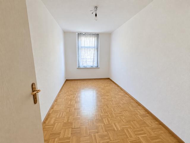 Bezugsfreie 2 Zimmer Wohnung mit Einbauküche in Altlindenau!