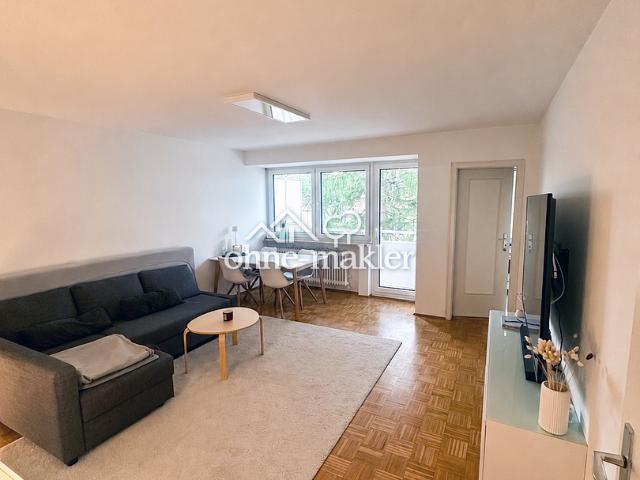 Bezugsfreie 2 Zimmer Wohnung mit renoviertem Balkon & Fenster in Berg am Laim – provisionsfrei