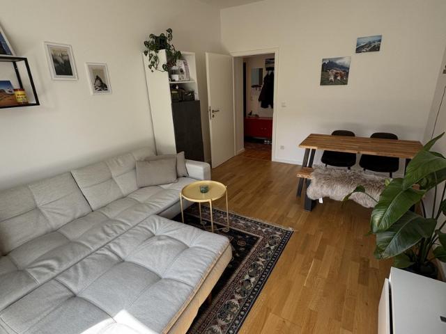 Bezugsfreie 2 Zimmer Wohnung in Prenzlauer Berg mit EBK & Balkon