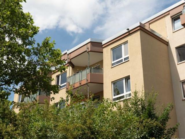Bezugsfreie 2 Zimmer Eigentumswohnung mit Sonnenloggia, Aufzug & Tiefgarage