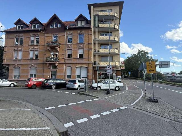 Bezugsfreie 2 ZKB mit Balkon an den Toren der Altstadt | Großteils modernisiert | Fernwärme Heizung
