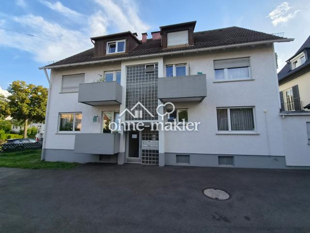 Bezugsfreie 2,5 Zimmer Dachgeschosswohnung mit Balkon und Stellplatz in Stuttgart Vaihingen