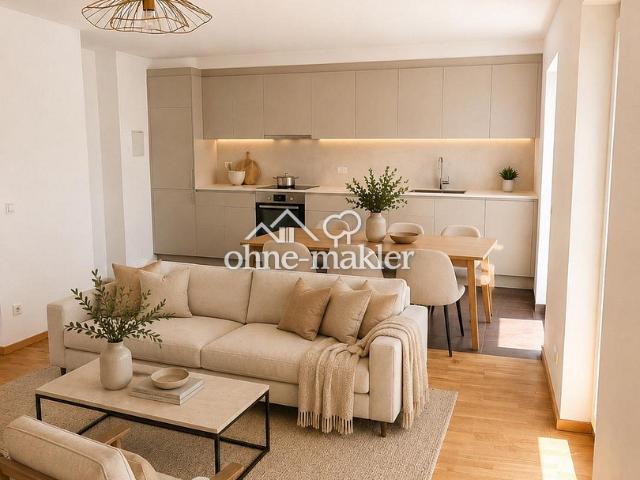 Bezugsfreie 3 Zimmer Eigentumswohnung mit zwei Balkonen in Friedrichshain