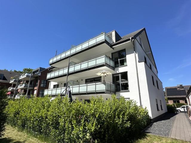 Bezugsfreie 3 Zimmerwohnung mit großer Süd Terrasse und Garten