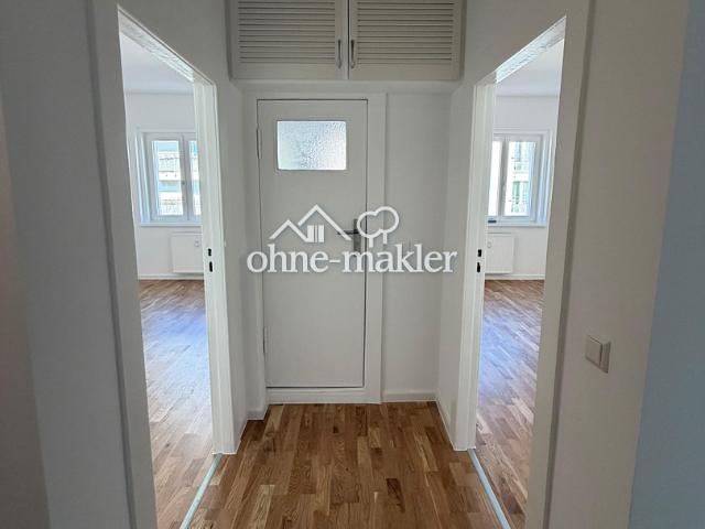 Bezugsfreie und neu sanierte 3 Zimmer Wohnung mit Eichenparkett in ruhiger Lage Prenzlauer Berg