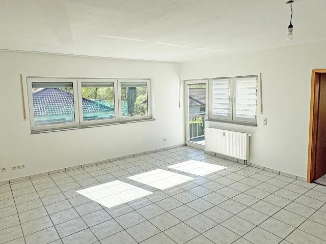 Bezugsfreie Wohnung in Windeck Schladern!