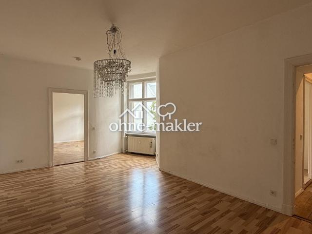 Bezugsfreie helle 2 Zimmer QG Altbauwohnung in der Nähe vom Schloss Charlottenburg provisionsfrei