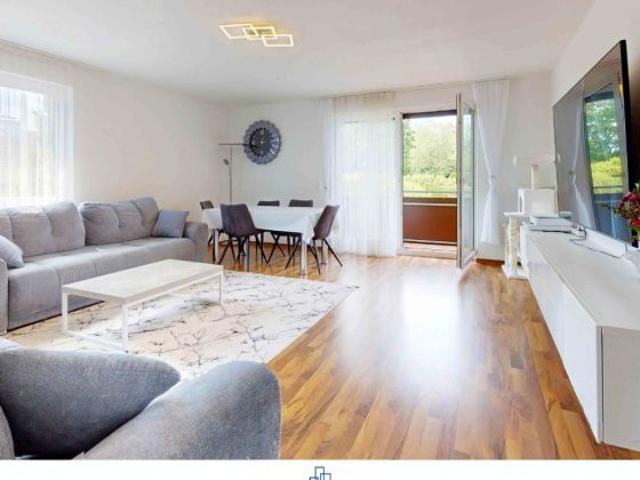 Bezugsfreie, modernisierte 4 Zimmer Wohnung mit Balkon & Stellplatz in Delbrück Ostenland